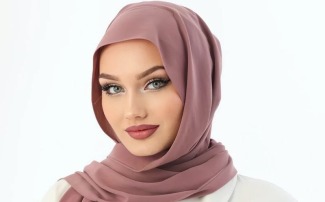 Eşarp, Şal ve Yazma Modelleri – 2025’in Trend Seçimleri | Lorenda Tekstil