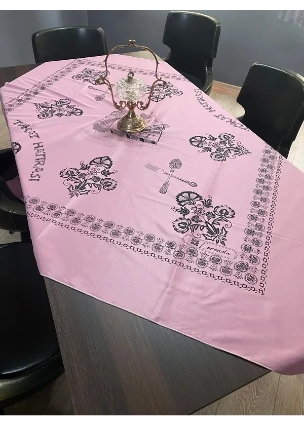 Çatal Kaşık Desen Masa Örtüsü
