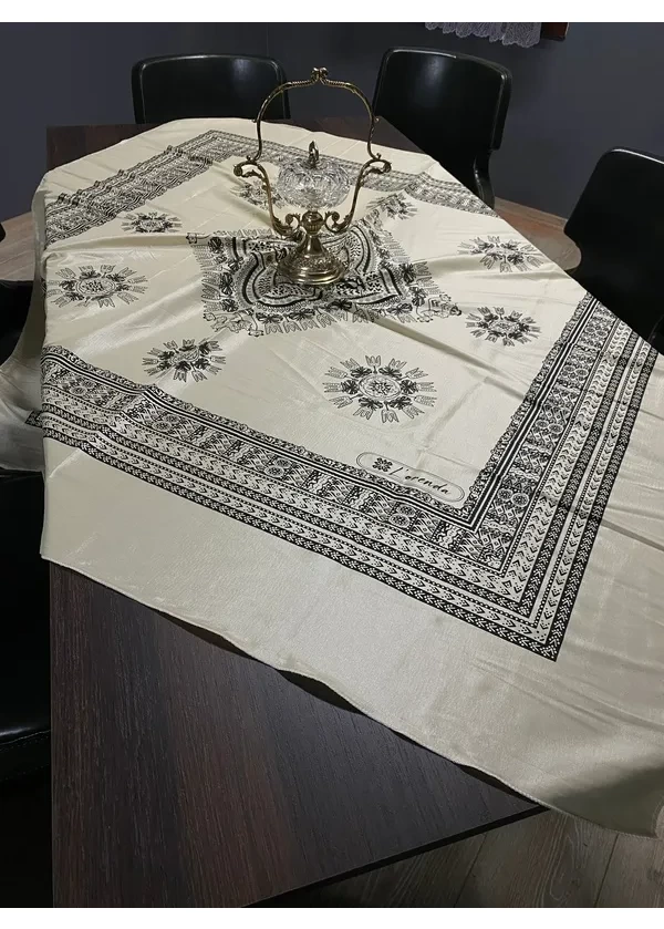 L'orenda Özel Otantik Desen Masa Örtüsü eg10