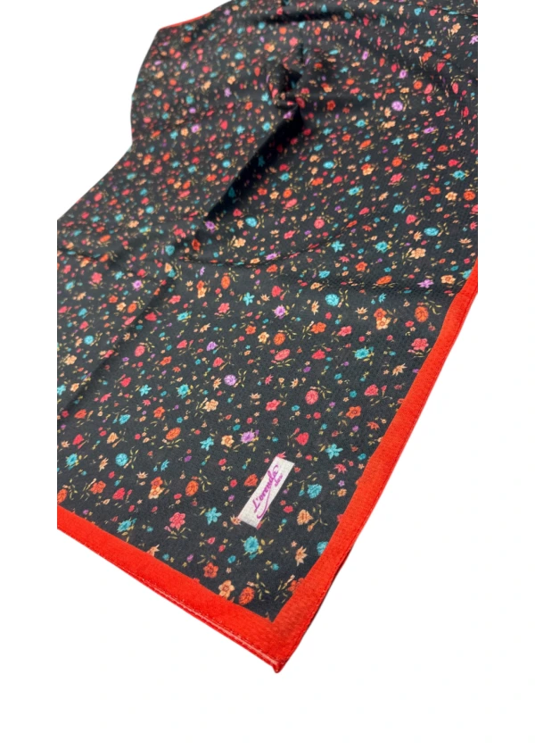 Lorenda Organik Soft Eşarp Çiçek Desen Siyah